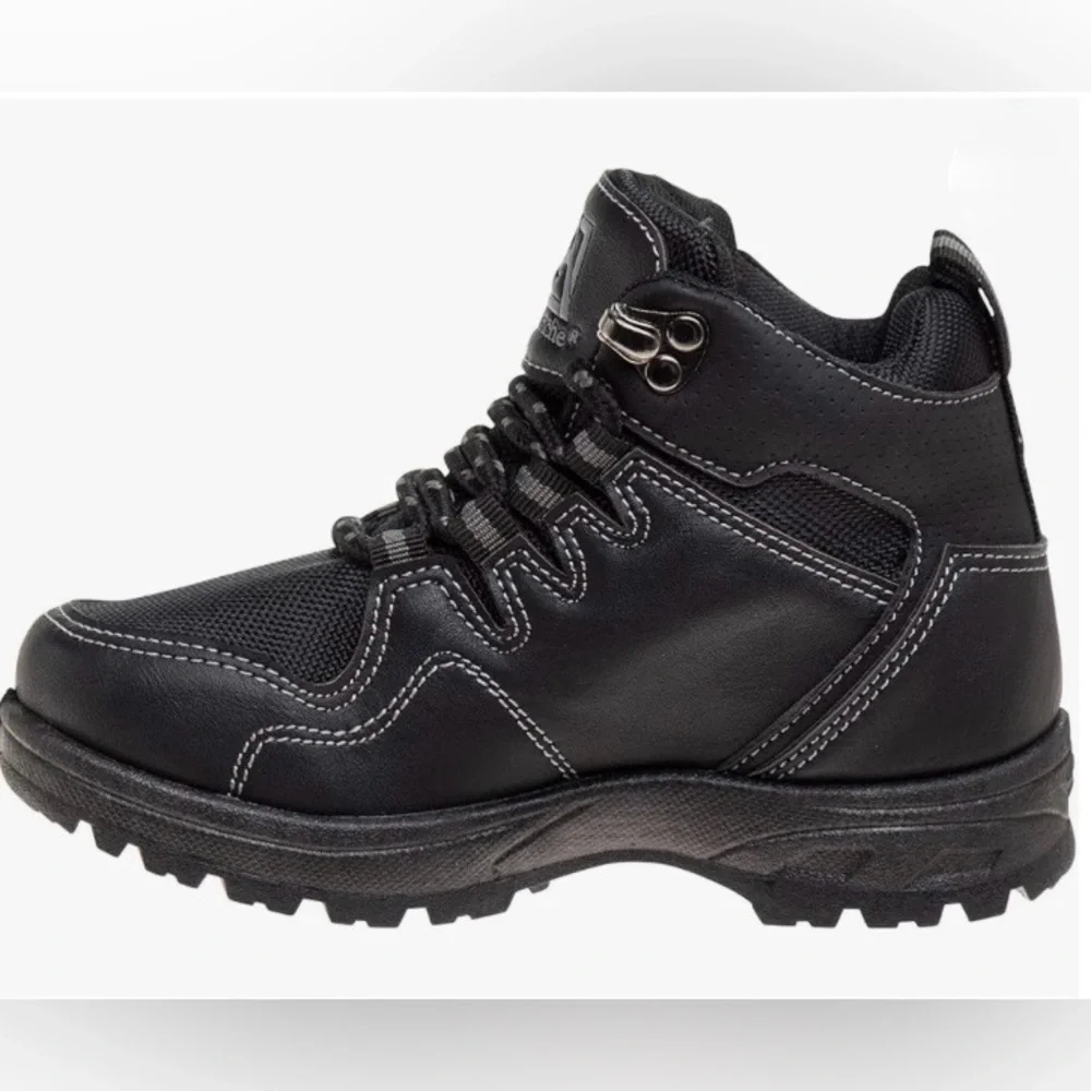 Avalanche Black Kid’s Outdoor Boots Size 2